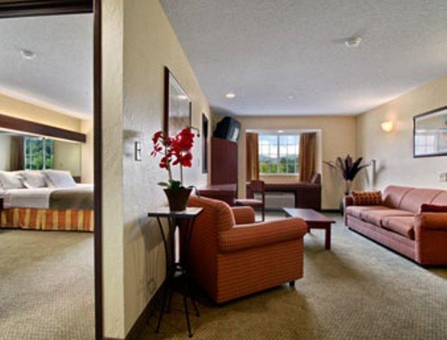 Microtel Inn And Suites Gassaway Zimmer foto